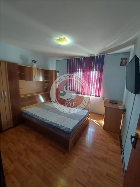 Nerva Traian, apartament 3 camere, 73 mp, decomandat, B8533.